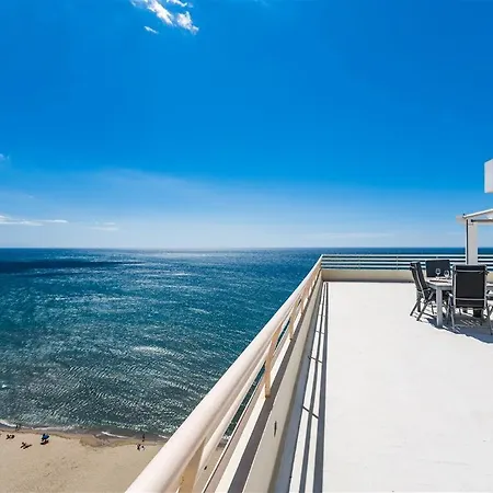 Impresionante Atico En Primera Linea De Playa