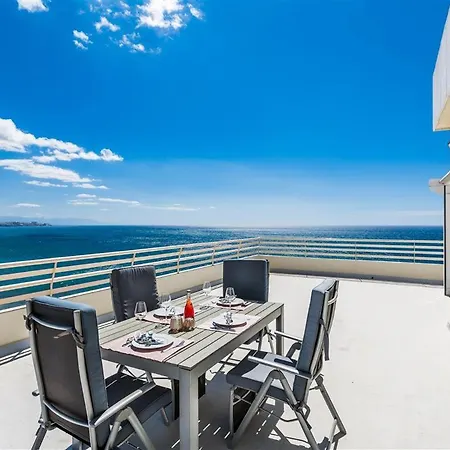 Impresionante Atico En Primera Linea De Playa *